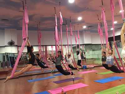 挺好的,我感觉我s也能穿,m码还是比较宽松的,弹性很大,推荐给朋友了。 挺好的,我感觉我s也能穿,m码还是比较宽松的,弹性很大,推荐给朋友了。