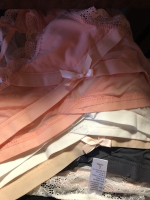 摸着手感还不错 摸着手感还不错