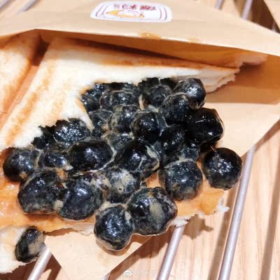 不错哦,样式很不错,质量也很好。大小也很合适,非常合适!以后的内衣也在这家店选购啦! 不错哦,样式很不错,质量也很好。大小也很合适,非常合适!以后的内衣也在这家店选购啦!