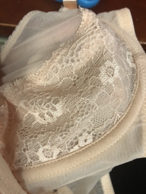 很不错，穿着超级舒服，很喜欢，第三次买了，以后再来，很喜欢的款式，就是内裤尺码有点小了，要是可以自由组合就好了。