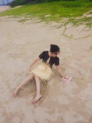 上身不错 必须推荐 身高165体重106 选l 上身不错 必须推荐 身高165体重106 选l