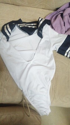 这个衣服太小了,根本适合十二三岁的小女孩子穿,一点弹力都没有,这些都算了,而且拿回来就是脏的,千万别上当,我本来想寄回去的,快递费还更贵,算了,就当我买一次教训 这个衣服太小了,根本适合十二三岁的小女孩子穿,一点弹力都没有,这些都算了,而且拿回来就是脏的,千万别上当,我本来想寄回去的,快递费还更贵,算了,就当我买一次教训