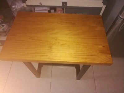 选了好几家,最后感觉这款好,果然没有失望,很好安装,很漂亮,给爱人买了当书桌的,没想到,女儿看到想用了。 选了好几家,最后感觉这款好,果然没有失望,很好安装,很漂亮,给爱人买了当书桌的,没想到,女儿看到想用了。