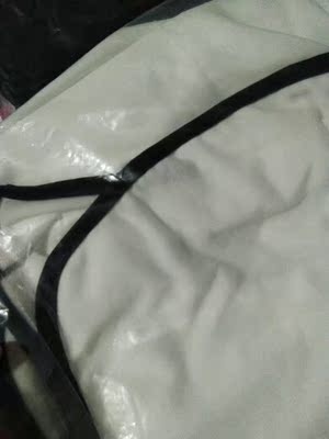 包装的很不错的！本来以为白色会透  不会的可以睡裤也可以外穿  很不错
