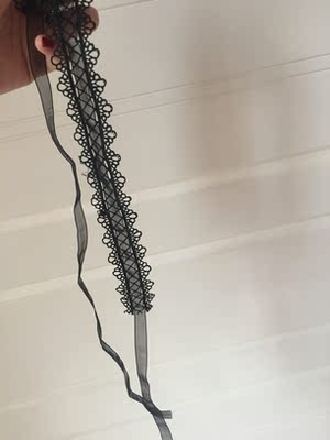 这次发货时间长的一匹……最喜欢的样子也就是这条和他家上新的。质量呢比起第一次买的时候好一些。毕竟这个价位有点赶上维秘活动的时候。送的这个我当时还不知道是什么鬼,绑腿的?增加情趣?哈哈哈问了客服才知道给脖子上整得,直男看了估计会觉得的像狗带。希望你家的质量会越做越好~~ 这次发货时间长的一匹……最喜欢的样子也就是这条和他家上新的。质量呢比起第一次买的时候好一些。毕竟这个价位有点赶上维秘活动的时候。送的这个我当时还不知道是什么鬼,绑腿的?增加情趣?哈哈哈问了客服才知道给脖子上整得,直男看了估计会觉得的像狗带。希望你家的质量会越做越好~~