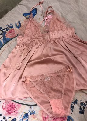 很漂亮哦&hellip;手感也很不错&hellip;我是老客回购了啊&hellip;穿上又甜美又性感&hellip;