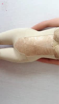 跟朋友自己从店里拿的一样，本来自己也是开工作室的，买了两套