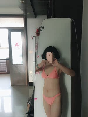 泳衣款式时尚性感,穿上特别漂亮,希望下次还能这样愉快购物。 泳衣款式时尚性感,穿上特别漂亮,希望下次还能这样愉快购物。