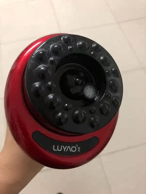 拿在手里很轻便，简单，小孩都能操作。刮痧很好用，几下就出来了。希望可以快点瘦下来。