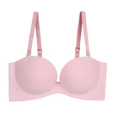 很好啊,很合身,不会空杯。就是有钢圈不是太喜欢 很好啊,很合身,不会空杯。就是有钢圈不是太喜欢