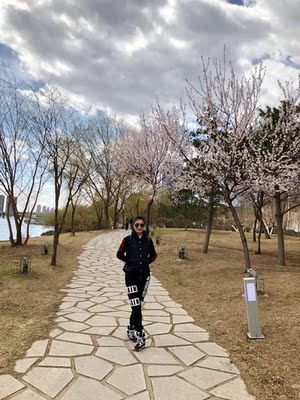 如何评价请问木九十太阳镜怎么样,什么档次的,算是高档的眼镜吗