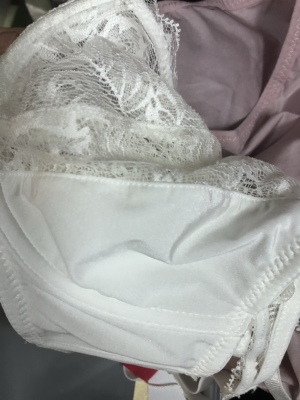 很不错，穿着超级舒服，很喜欢，第三次买了，以后再来，很喜欢的款式，就是内裤尺码有点小了，要是可以自由组合就好了。