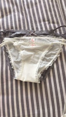 号码一个大一个小……都是m 客服服务态度差……穿着勒 号码一个大一个小……都是m 客服服务态度差……穿着勒