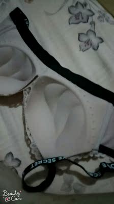 宝贝一到就试穿了 穿着很舒服，款式也好看  一点都不勒，买过好多内衣，就这个比较满意价格也便宜(●･◡･●)ﾉ&hearts;