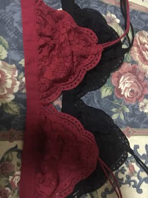 之前买过一个，穿着很舒服，就回购了两个。面料轻薄柔软，已经推荐给了身边的朋友。