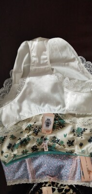 质量不错。款式也喜欢，买过几次了。一如既往的好，都有独立包装。这次做活动买了好多。好划算！