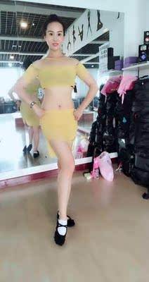 喜欢喜欢,黄色也好看,蓝色也好看,喜欢。 喜欢喜欢,黄色也好看,蓝色也好看,喜欢。