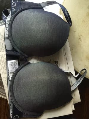 挺好的 比我想象中快 价格也实惠 牛仔蓝不明显 感觉是深灰 也好看的