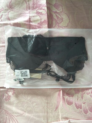 考虑了很久才决定下手的内衣,没有失望,穿上很舒服,薄薄的适合夏天穿,很满意的一次购物 考虑了很久才决定下手的内衣,没有失望,穿上很舒服,薄薄的适合夏天穿,很满意的一次购物