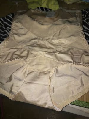 宝贝已收到，非常满意，质量也不错，开心的一次购物