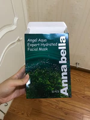 可能不适合我，穿了完全没胸型啊！！！所以再好看也没啥用了