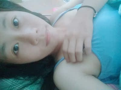 睡衣了质量好好，衣服的料子也不错，摸着手感挺好的。颜色和图片款一样，没有色差，洗了也没有掉色，而且穿起来还蛮性感的，老公看到都说好性感😂。   很喜欢，会回购的