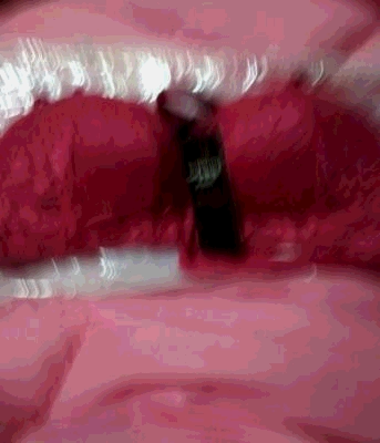 内衣质量很好，款式好看，穿着舒服型好，价格实惠满意，还会再来。内衣穿着合适，尺码标准，穿着也很舒服，质量做工都不错。很喜欢这个颜色，实物颜色很正的，没有色差，很满意！！内衣收到了，实物很美，穿上身聚拢效果很好。质量特别好，物美价廉，颜色也很好看(??&omega;??)??内衣穿了几天才来评价，穿着很舒服，没有束缚感，尺码也很合适，很满意哈穿上很舒服，不会有嘞的感觉，卖家服务很贴心，物流很快。很满意这次购物，会回购的！内衣非常不错，款式我喜欢，颜色很漂亮，没有色差，大小合适，穿着舒服，，不走位，，，价格亲民，值得购买，，，，质量超赞，肤色，没有色差，而且价格比较便宜，聚拢效果很好！快递很快，质量一如既往的好，推荐给同事，都说太值了，都一人买一件了