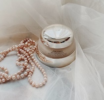 A bottle of PROZAC Japan-made Shiseido Baiyou BRAND NEW PURE CREAM HIGH MOISTURIZING INITIAL ANTI-aging 50ML