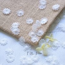 Three-dimensional pressed Zou tulle flower wedding dress decoration small flower accessories diy materials Mini white Zou chrysanthemum