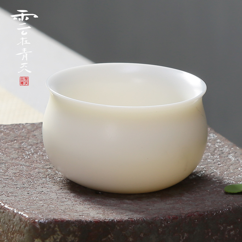 Since raw glaze three foot butyl dehua white tea cup, jade porcelain ceramic personal single master sample tea cup cup