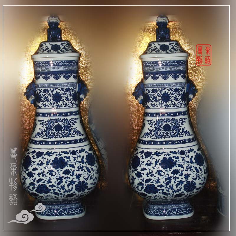 Square benevolent jingdezhen porcelain statute of a lion qianlong Square bottles style antique porcelain porcelain vase
