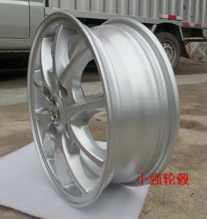 Beiqi Weiwang bánh xe 14 inch Weiwang M20 bánh xe M30 mô hình ban đầu xe hợp kim nhôm sửa đổi gốc vòng thép