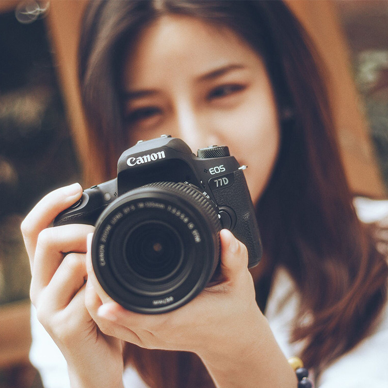 【照常发货】canon/佳能eos 77d单机入门级专业高清单反数码相机