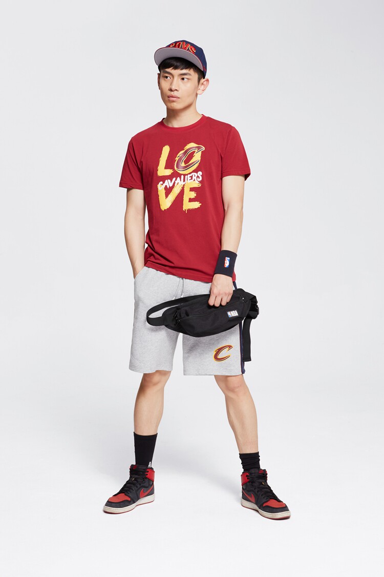 nba骑士队 love图案 篮球运动休闲短袖t恤 男款_7折现价229元
