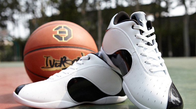 艾弗森篮球鞋男专柜正品春季新款crossover室外耐磨防滑运动鞋男