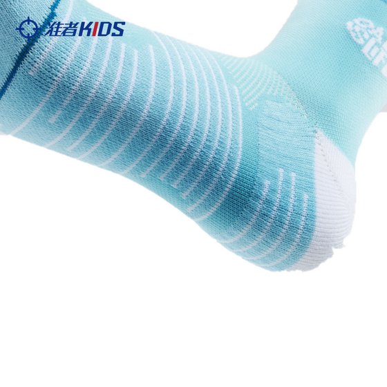 Accurate sports socks for children's long tube primary school students training competition running breathable antibacterial shooting comfortable basketball socks
Accurate sports socks for children's long tube primary school students training competition running breathable antibacterial shooting comfortable basketball socks