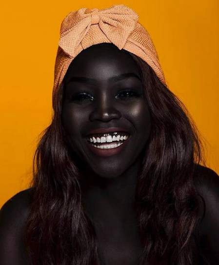 你一定没见过这麼黑的超模,黑得很有个性