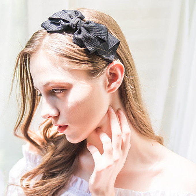 发箍和长发更配哦!轻松get甜美气质