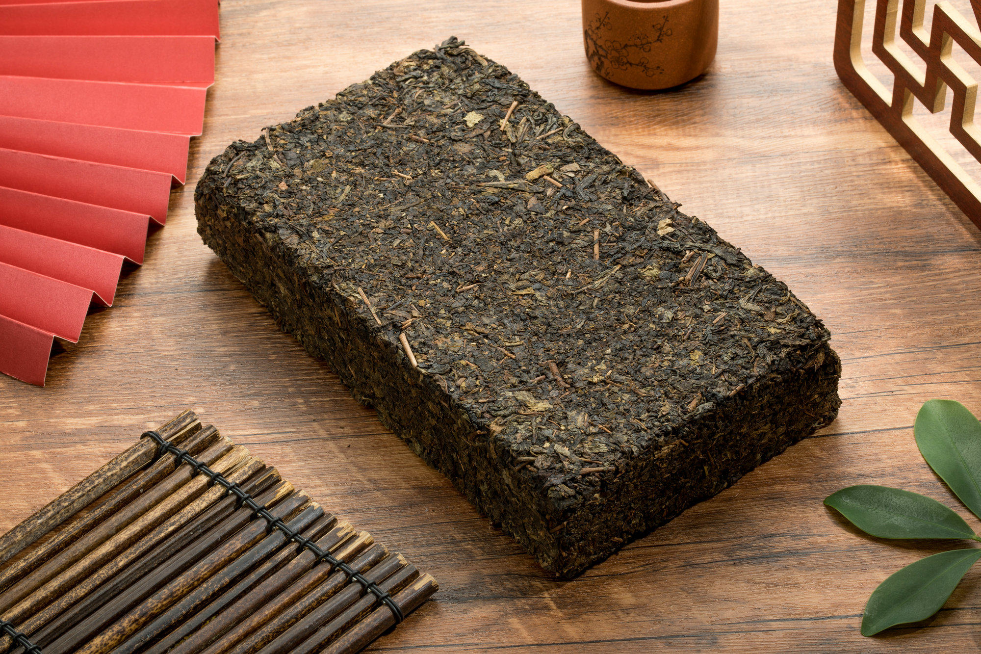 这款传承百年的茯茶能喝出历史的厚重感