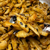 Jiangxi specialty farm homemade bean soy sauce ginger rock sugar vinegar ginger fresh tender ginger bean food bean ginger 500g