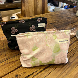 Niche rose flower cloth cosmetic bag portable water milk skin care products storage bag travel to go out toilet bags bag