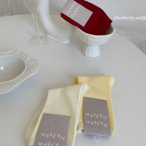 One base Beauty Sox 100 Lapped Combed Cotton Middle Cylinder Heaps Socks Girl Pure Color Student Socks 3 pieces