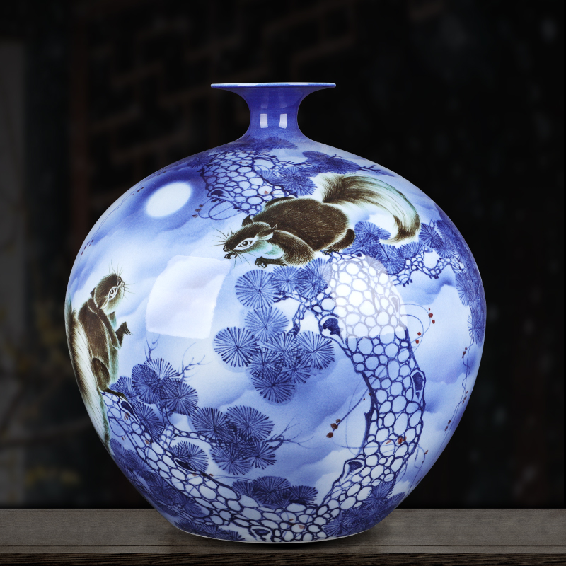 Jingdezhen ceramic vase large hand-painted gold rat prosperous wealth pomegranate gift collection villa hotel furnishing articles ornament