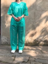 Disposable sms surgical clothing doctor clothing non-woven patient clothing thick waterproof suit short jacket pants
