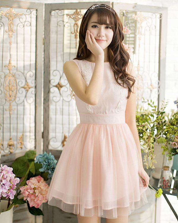 原来浅色衣服这样穿不仅美成仙,还显瘦!