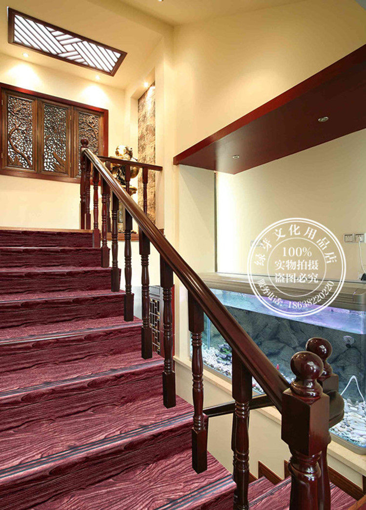 pvc塑胶楼梯垫整体踏步板 木纹楼梯止滑条 防火防滑耐磨塑料地胶