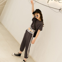 Girl Suit 2022 Summer Dress New Fashion Letters Short Vest Tightness Waist Collection Foot Casual Pants Two Sets Tide