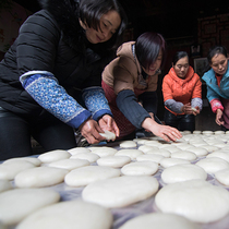 Zanba pure glutinous rice handmade Hunan Xiangxi Yuanling specialty farmers Ai leaf glutinous rice cake rice cake 3kg