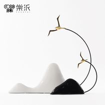 Creative abstract micro-scene artistic conception goose return ornaments modern Nordic living room TV cabinet study case several furnishings