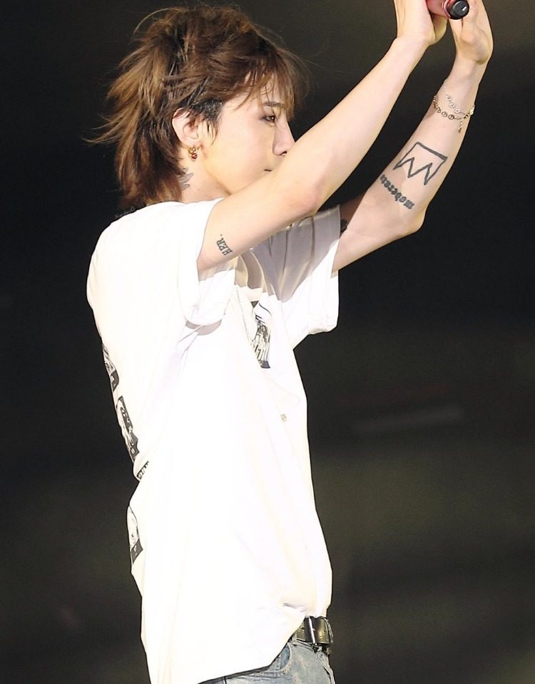 bigbang gd权志龙同款t恤 白色演唱会衣服男女超宽松短袖打底衫潮